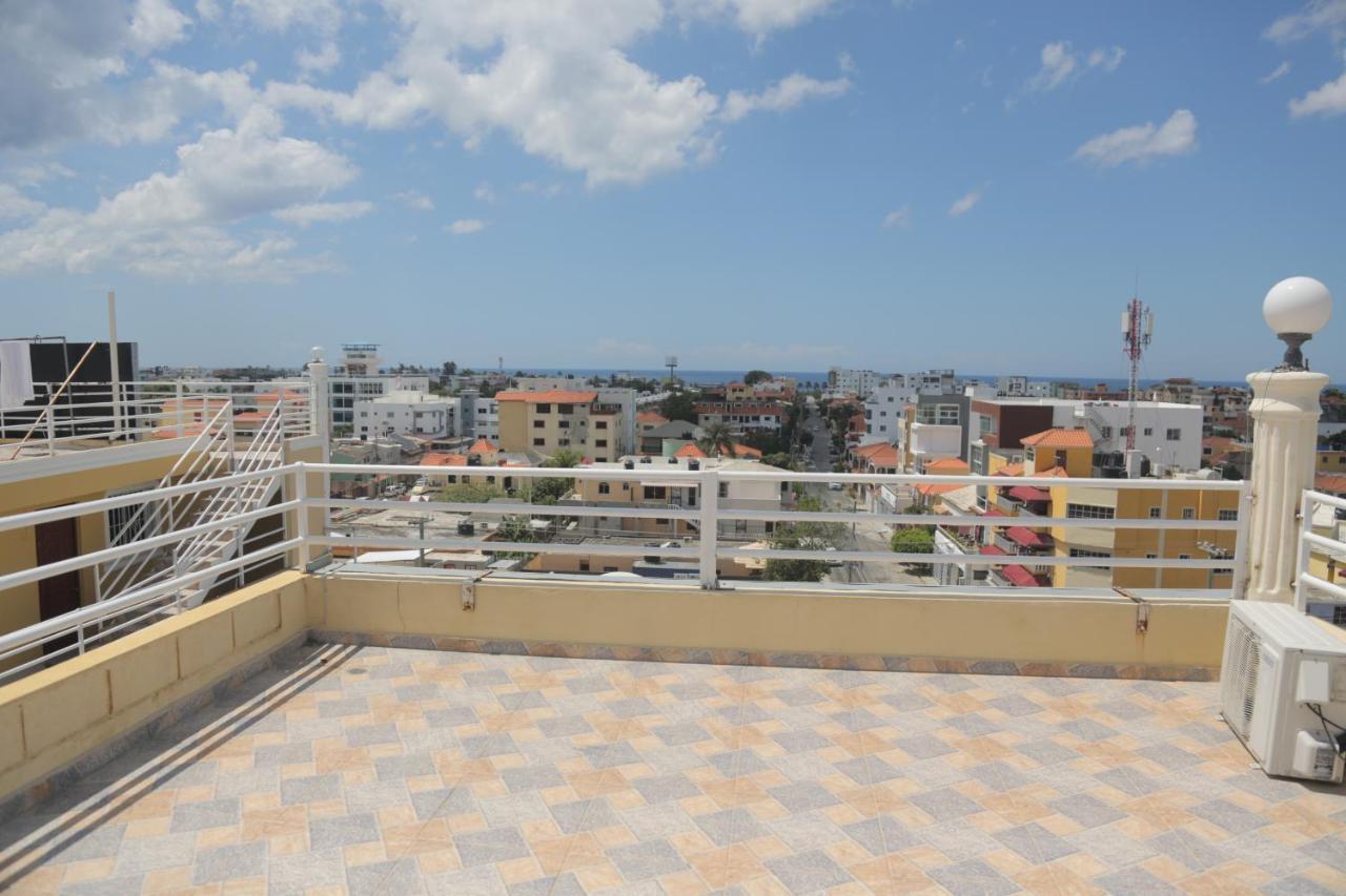 Bnb Tropical Island Aparthotel - Corales Del Sur - Santo Domingo Este Exterior photo
