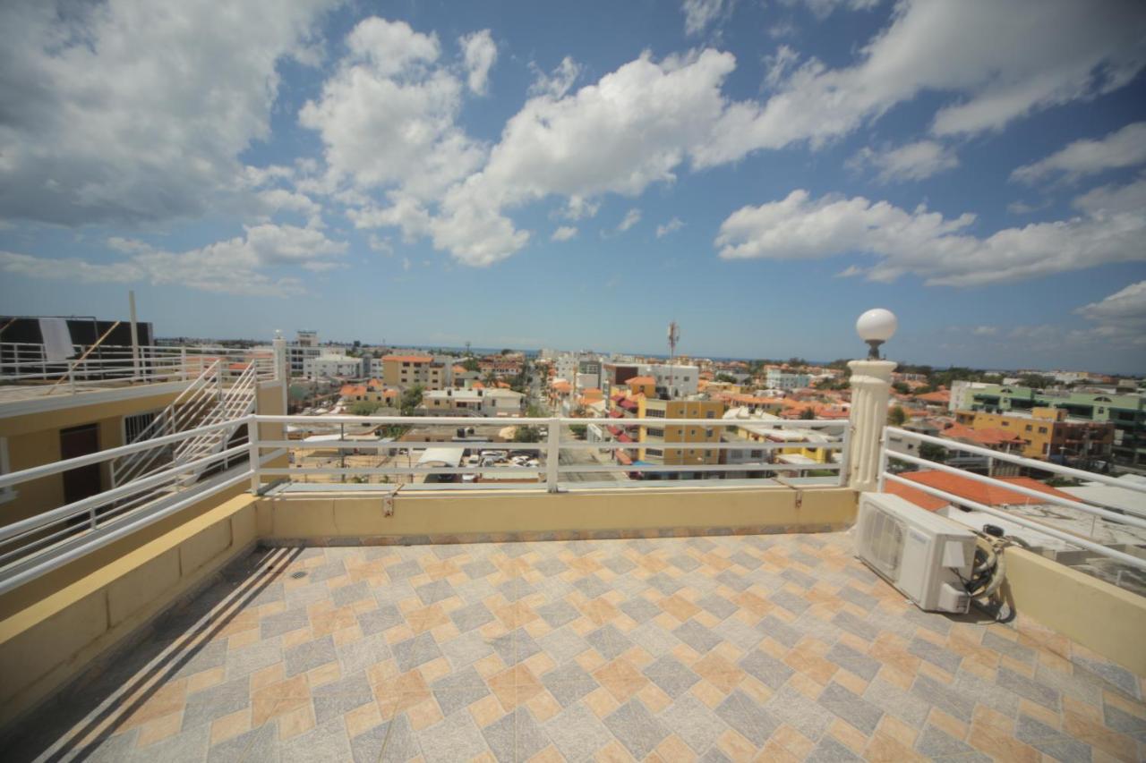 Bnb Tropical Island Aparthotel - Corales Del Sur - Santo Domingo Este Exterior photo