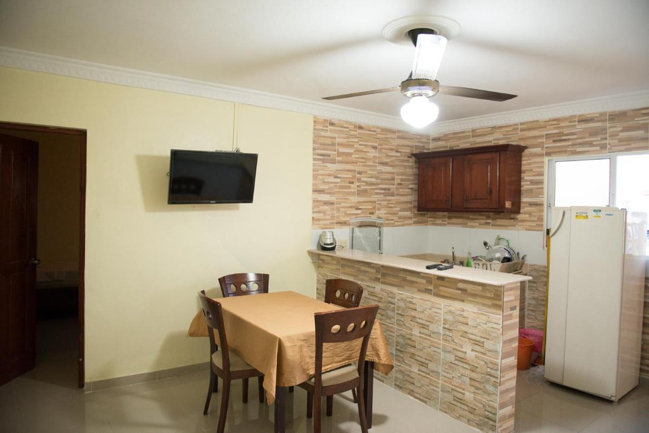 Bnb Tropical Island Aparthotel - Corales Del Sur - Santo Domingo Este Exterior photo